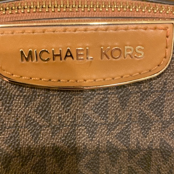 Michael Kors Elegant Brown and Tan Satchel - Picture 2 of 9